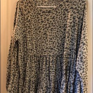 Easel size Medium top